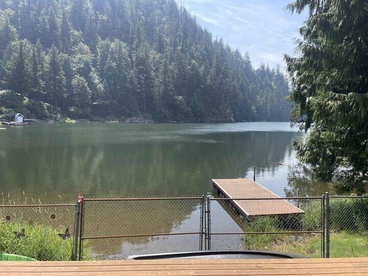 Property Photo: 44143 Bayview Road BC V0M 1N0