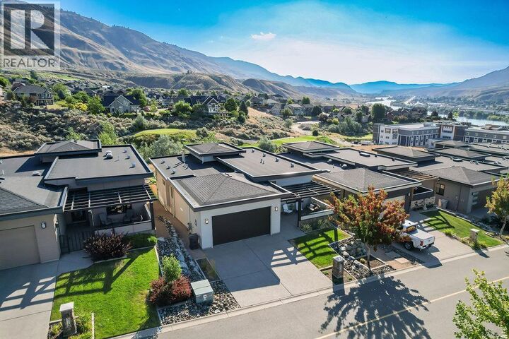 514 Pointe Place — photo 1