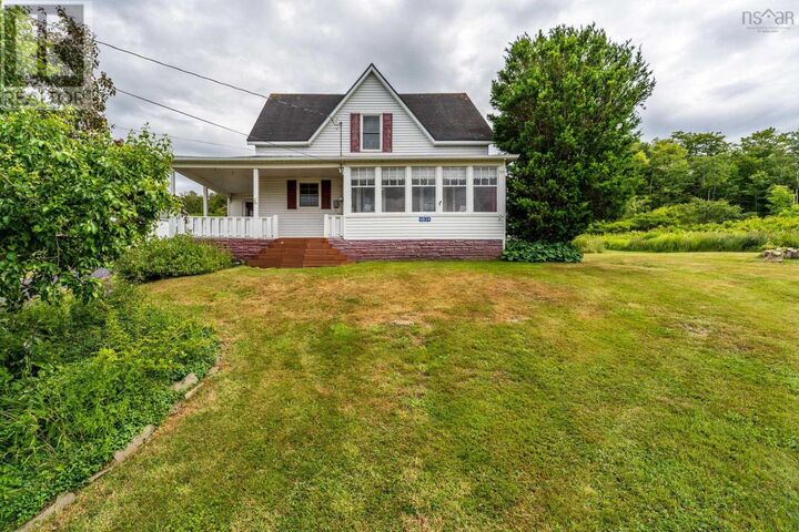 4834 Shore Road West — photo 1