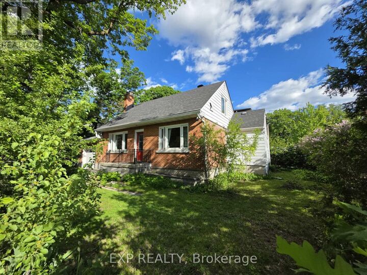 Property Photo:  44 Clearview Avenue  ON K1Y 2K5 