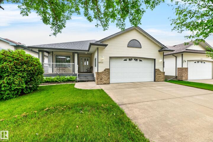 Property Photo:  8011 164 Avenue NW  AB T5Z 3J3 