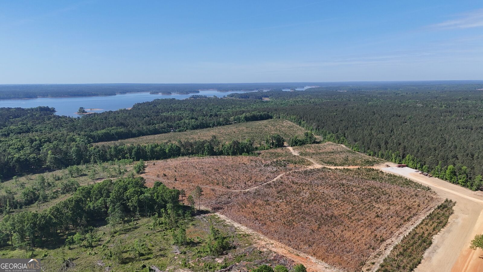 Property Photo: 1000 Hidden Harbor Road GA 30817
