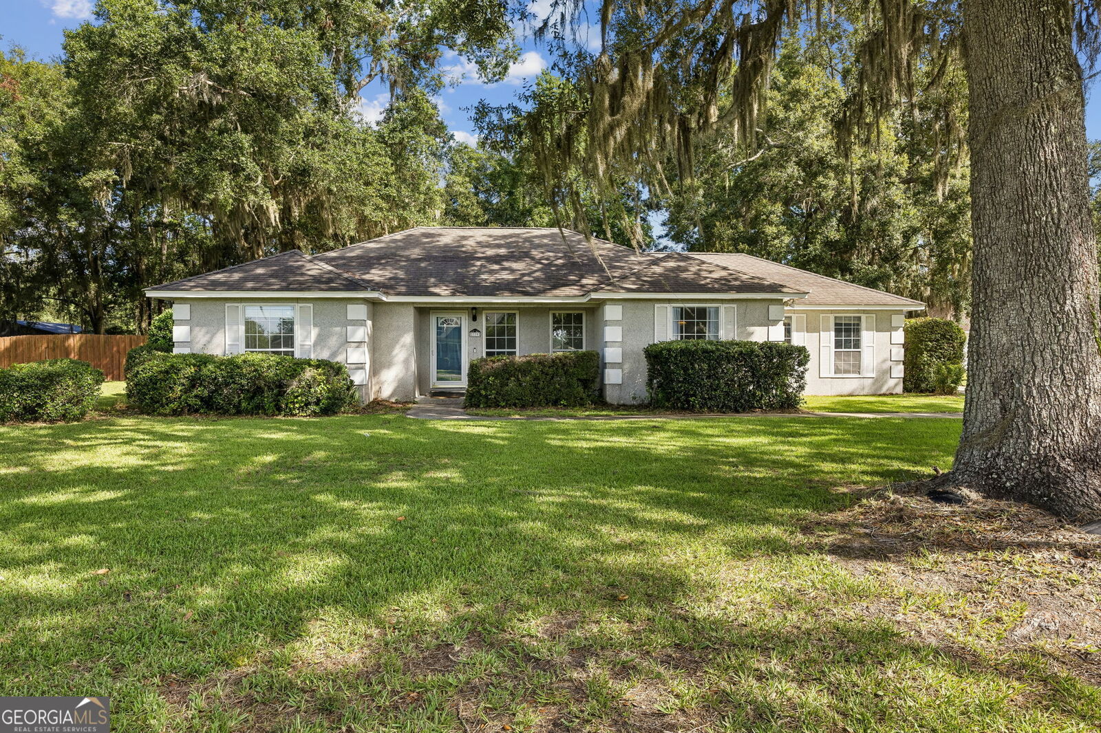Property Photo: 779 Bristol Hammock Circle GA 31548