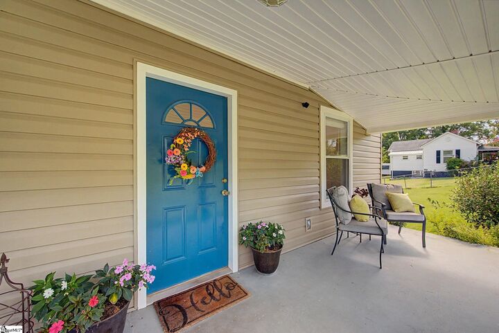 Property Photo:  312 Cateechee Trail  SC 29630 