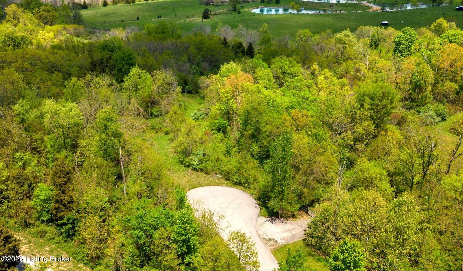 Property Photo: 143 Silverview Ct KY 40068
