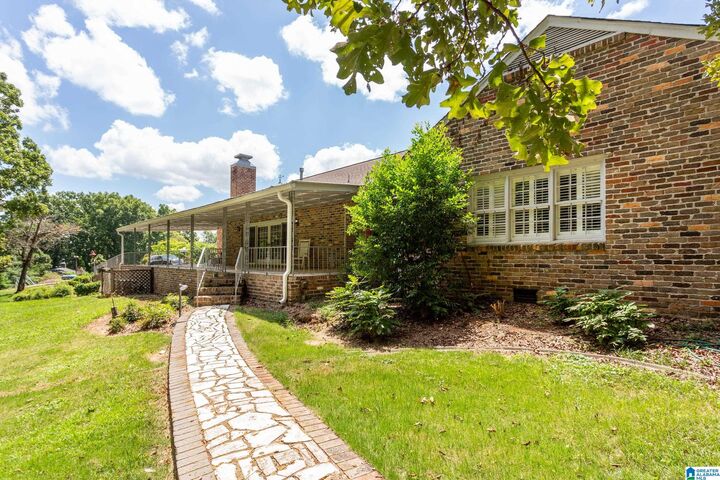Property Photo: 328 Shocco Springs Road AL 35160