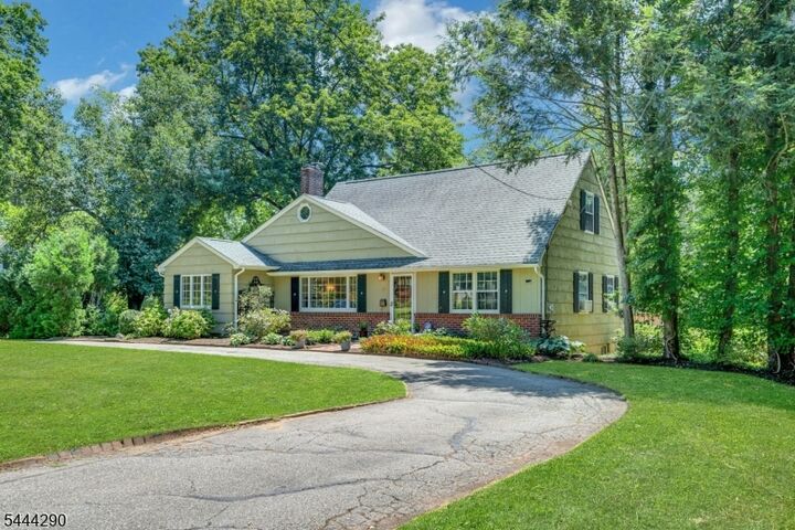 Property Photo: 18 Yorke Rd NJ 07046