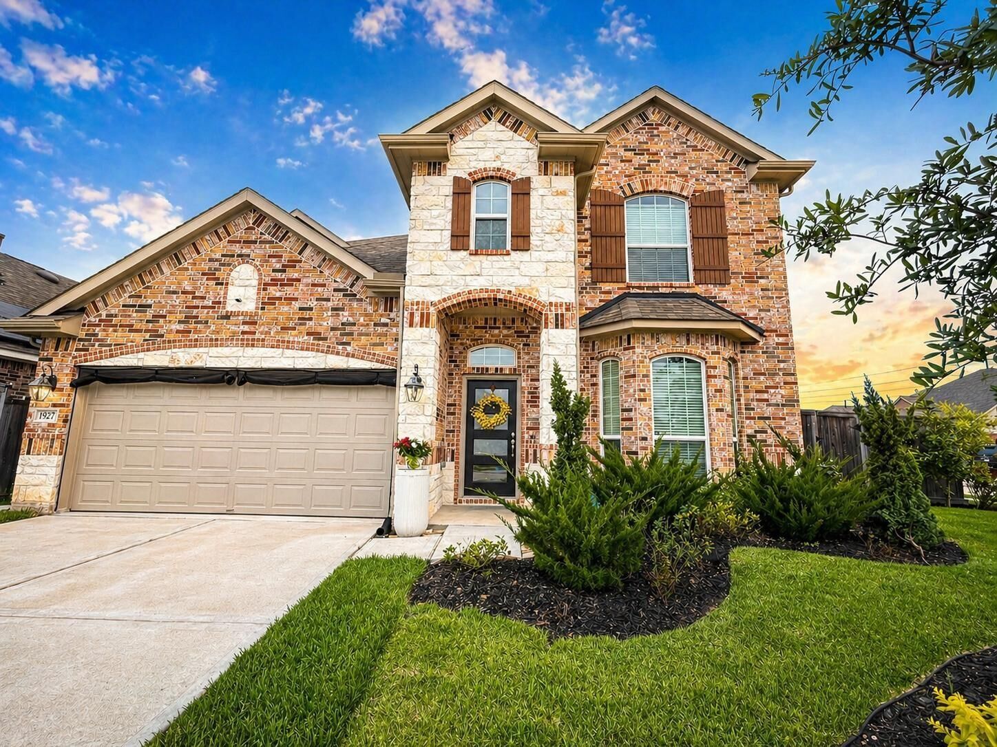 Property Photo: 1927 Willow Rock Way TX 77423
