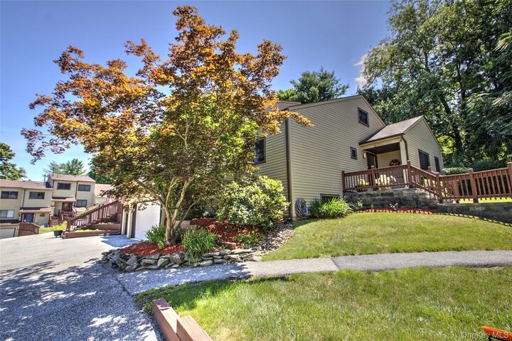 Property Photo:  15 Ash Court  NY 10930 