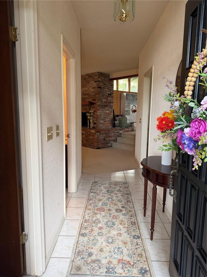 Property Photo: 924 Ridgecrest Road FL 32806