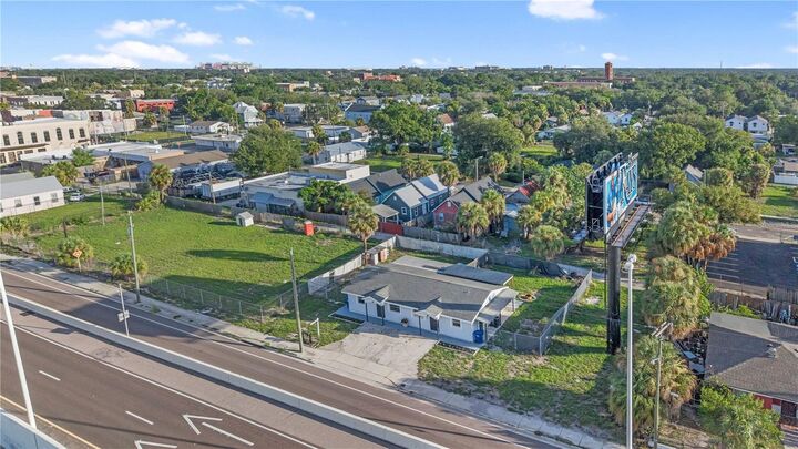 Property Photo:  1909 W Green Street  FL 33607 