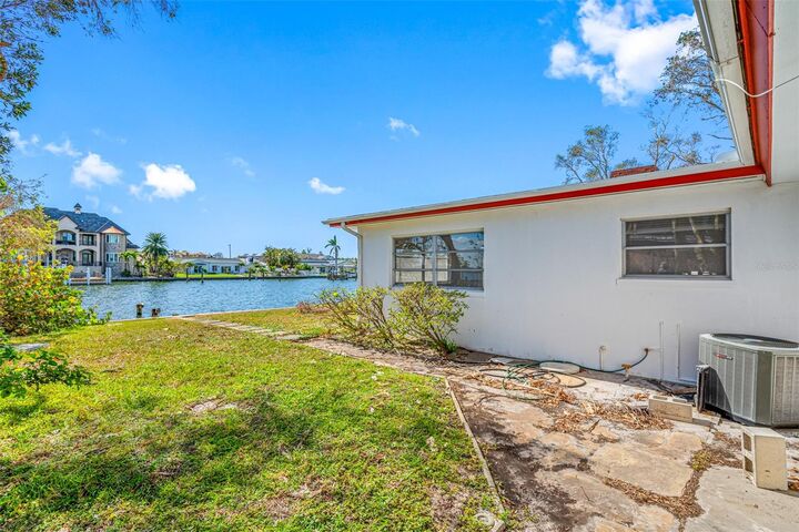 Property Photo:  5412 Pali Way  FL 33706 