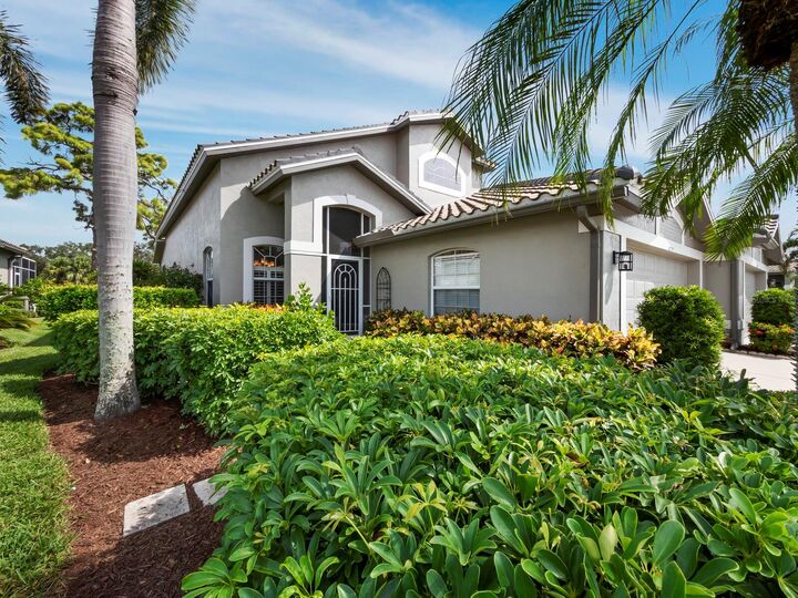 Property Photo: 8737 Pebble Creek Lane FL 34238