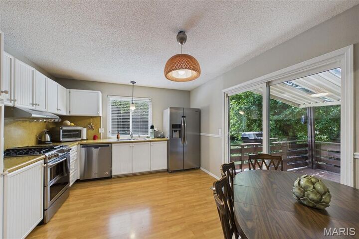Property Photo: 965 Beacon Woods Court MO 63021