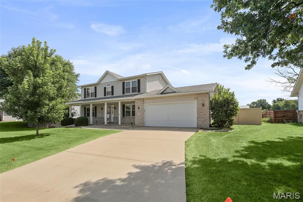 Property Photo:  514 Creekside Drive  IL 62294 