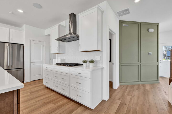 Property Photo:  131 Weirich Way 79004  IL 60510 