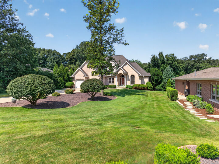 Property Photo: 2841 Emerald Drive IL 61350