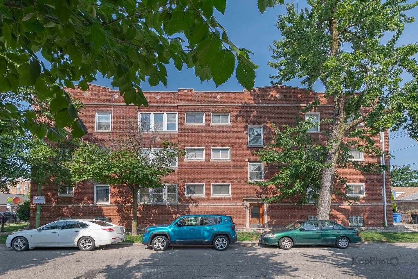 Property Photo: 4410 N Long Avenue 1 IL 60630
