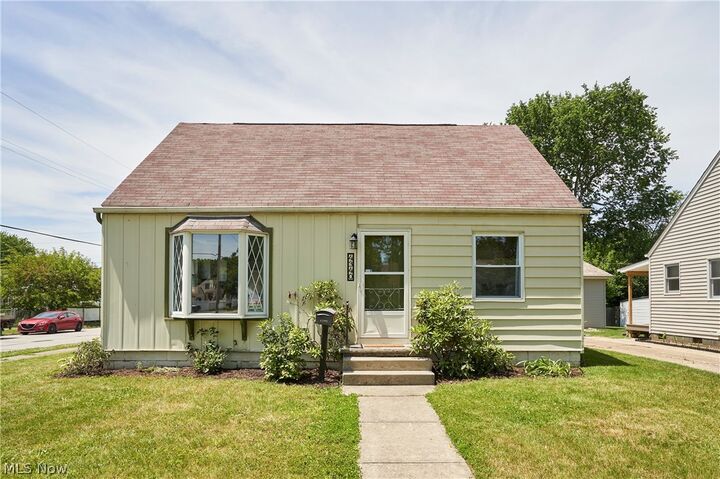 Property Photo: 4340 W 189th Street OH 44135