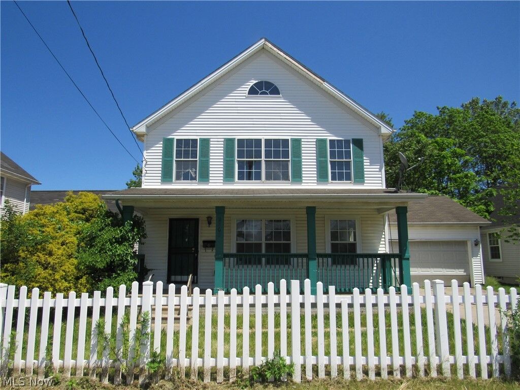 Property Photo:  2305 E 63rd Street  OH 44104 