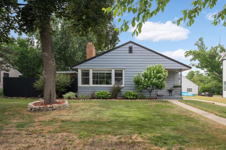Property Photo: 5932 Penn Avenue S MN 55419