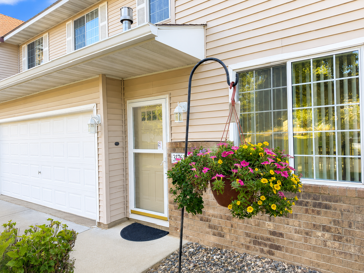 Property Photo:  3176 Juniper Lane  MN 55125 