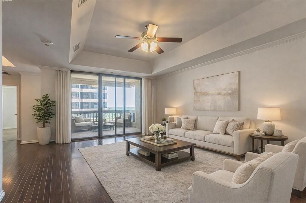 Property Photo:  5909 Luther Lane 1502  TX 75225 