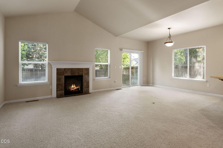 Property Photo:  21164 Copperfield Avenue  OR 97702 