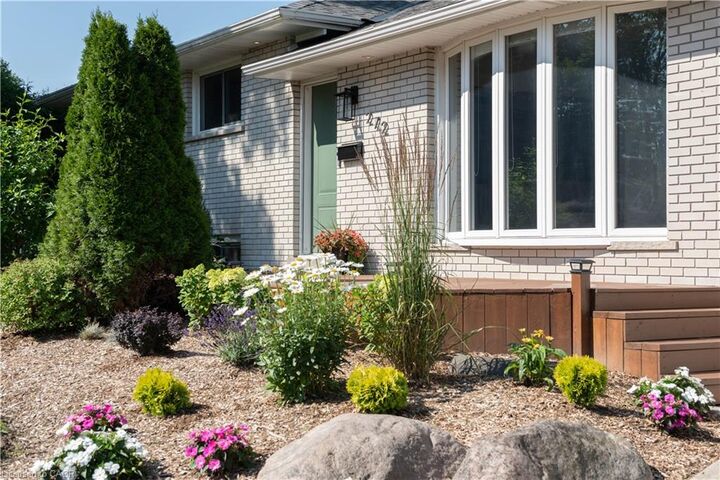 Property Photo: 272 Alma Lane ON L9G 2T5