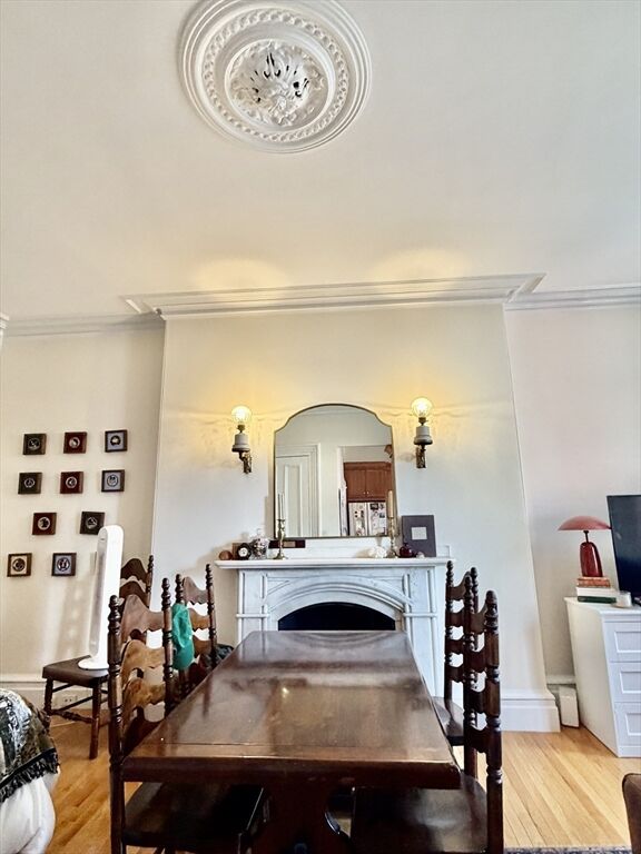 Property Photo:  39 Commonwealth 3R  MA 02116 