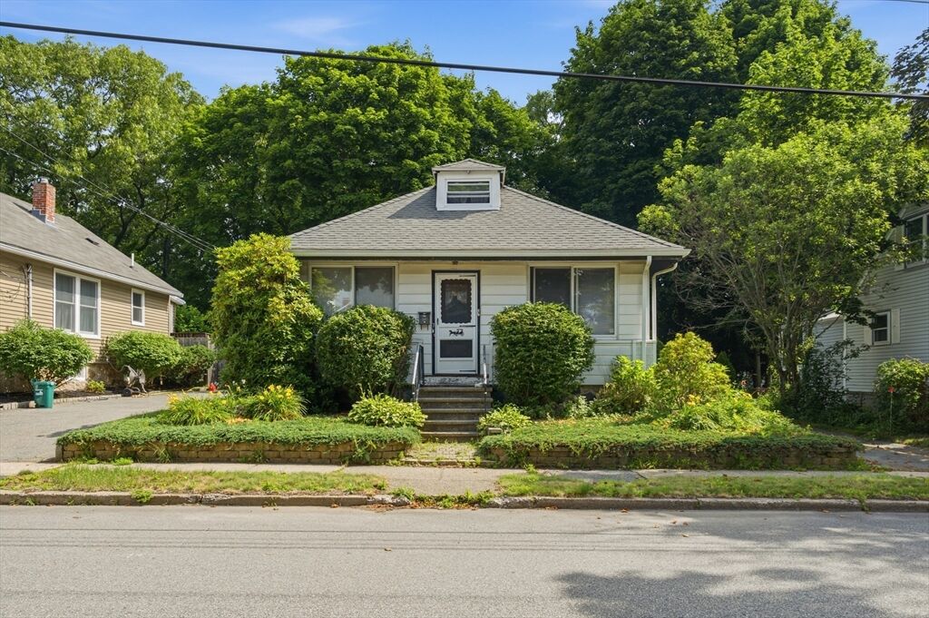 Property Photo:  7 Bay State Blvd  MA 01960 
