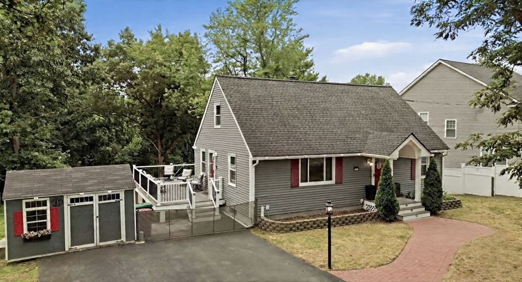 Property Photo:  1582 Varnum Ave  MA 01854 