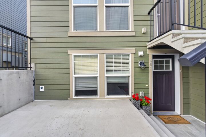 Property Photo: 461 Cranbrook Square SE AB T3M 2E3