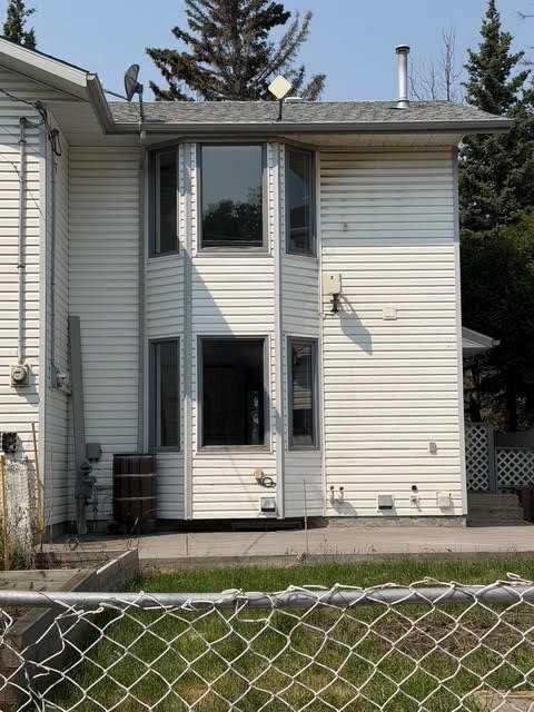 Property Photo: 501 A Centre Street N AB T0M 1X0