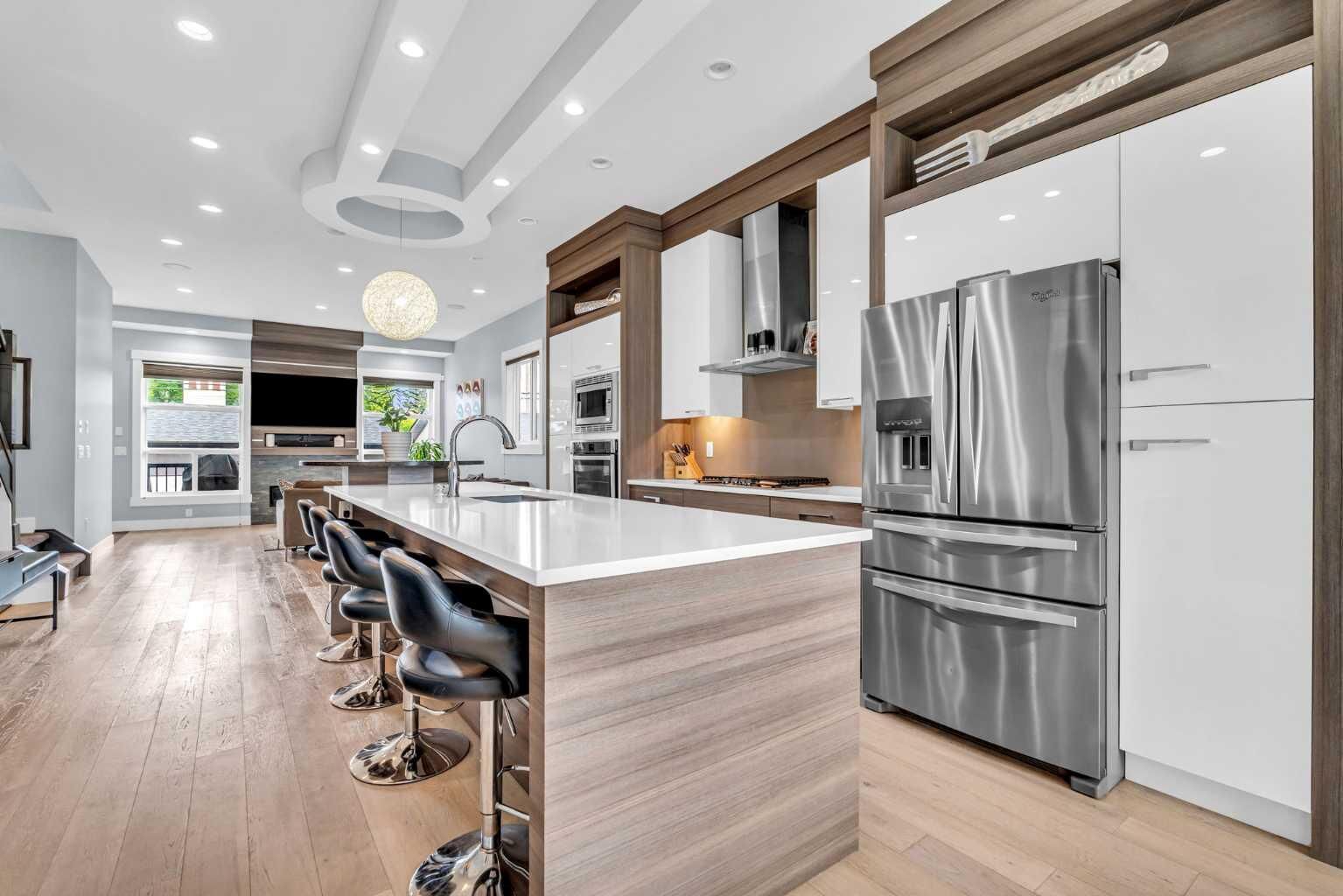 Property Photo: 2417 25 Avenue NW AB T2M 2C6