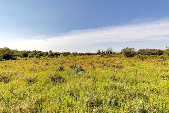 Property Photo: 370 Ave W AB T0L 0H0