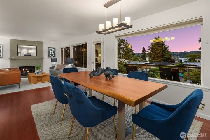 Property Photo: 6425 Hampton Road S WA 98118