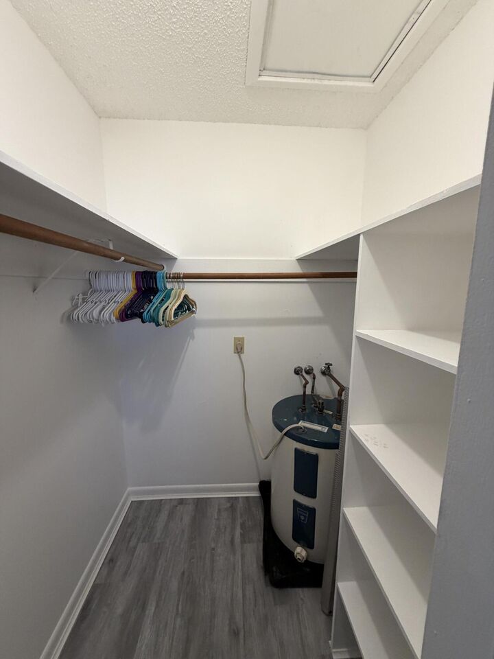 Property Photo: 420 W Palm Street 24 FL 33462