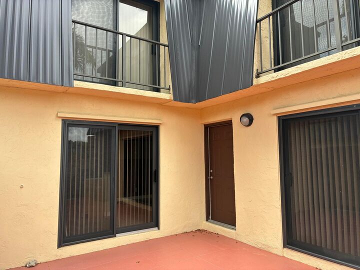 Property Photo:  2327 Waterside Drive  FL 33461 