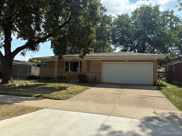 Property Photo:  26644 Marilyn Avenue  MI 48089 