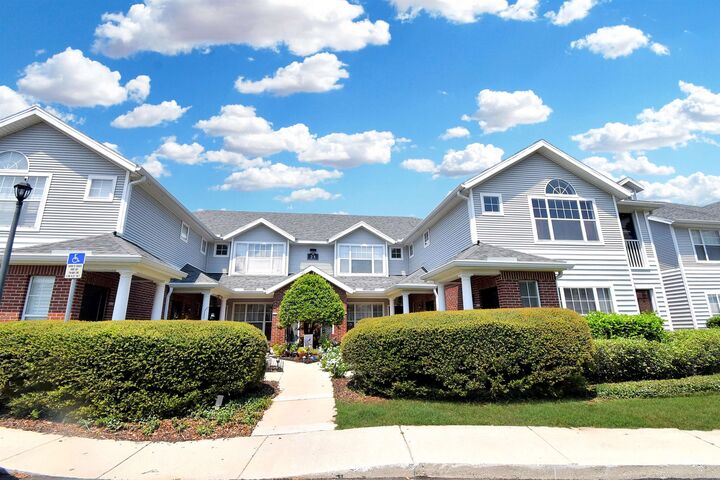 Property Photo: 23109 Harbour Vista Cir FL 32080