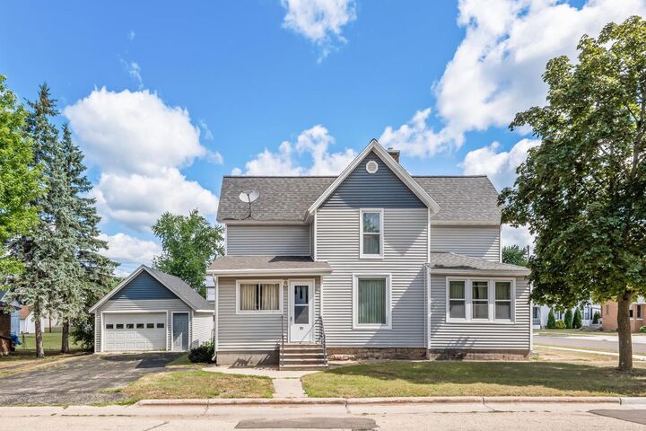 Property Photo:  331 S Howard Street  WI 54968 