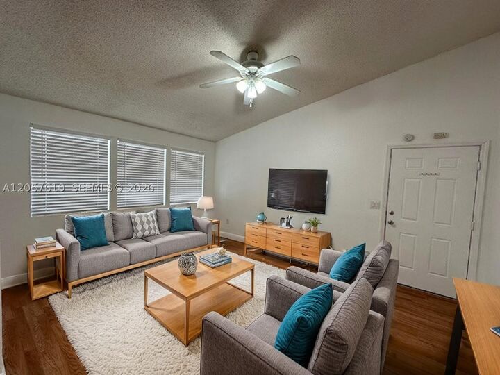 Property Photo: 15590 SW 106th Ln 1102 FL 33196
