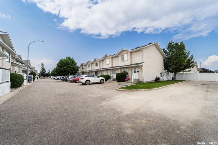 Property Photo:  2801 Windsor Park Road 46  SK S4V 0N1 