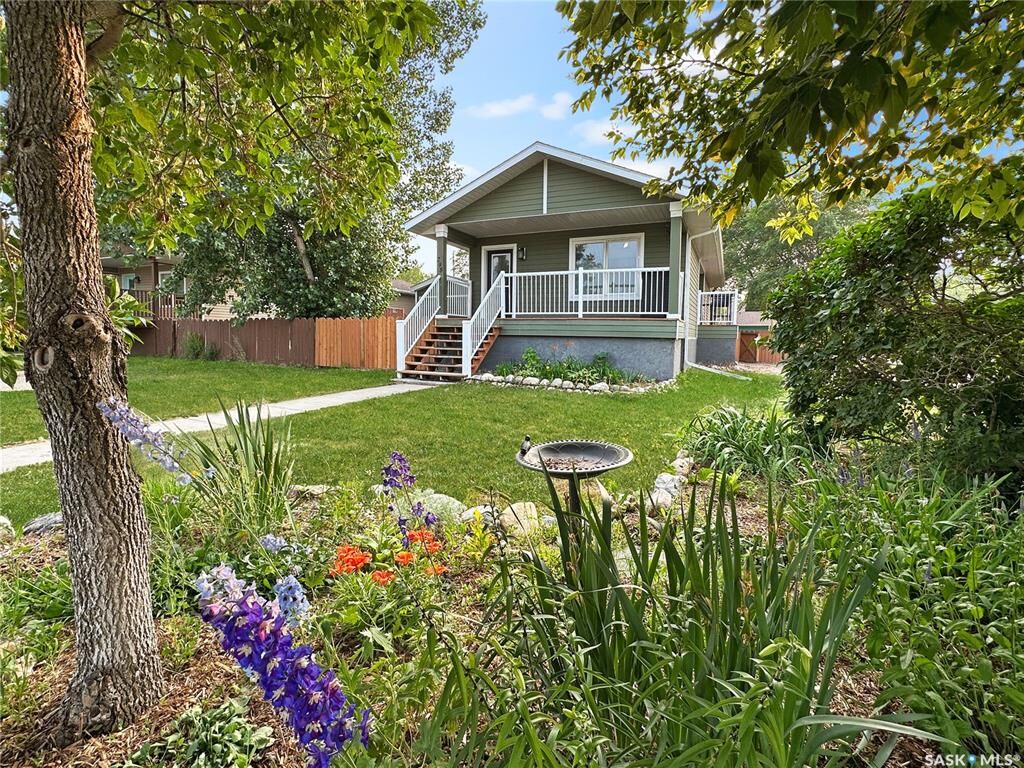 Property Photo: 298 Craigleith Avenue N SK S0G 1S0