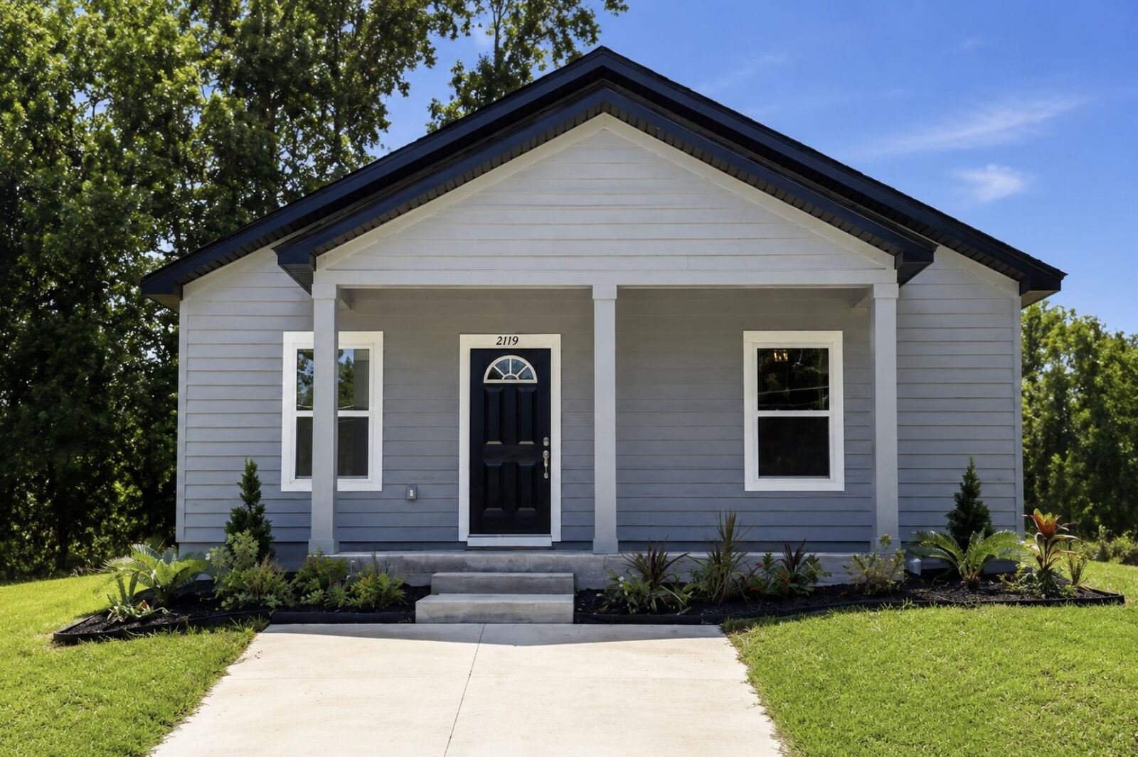 Property Photo:  2119 Wakulla Street  FL 32310 