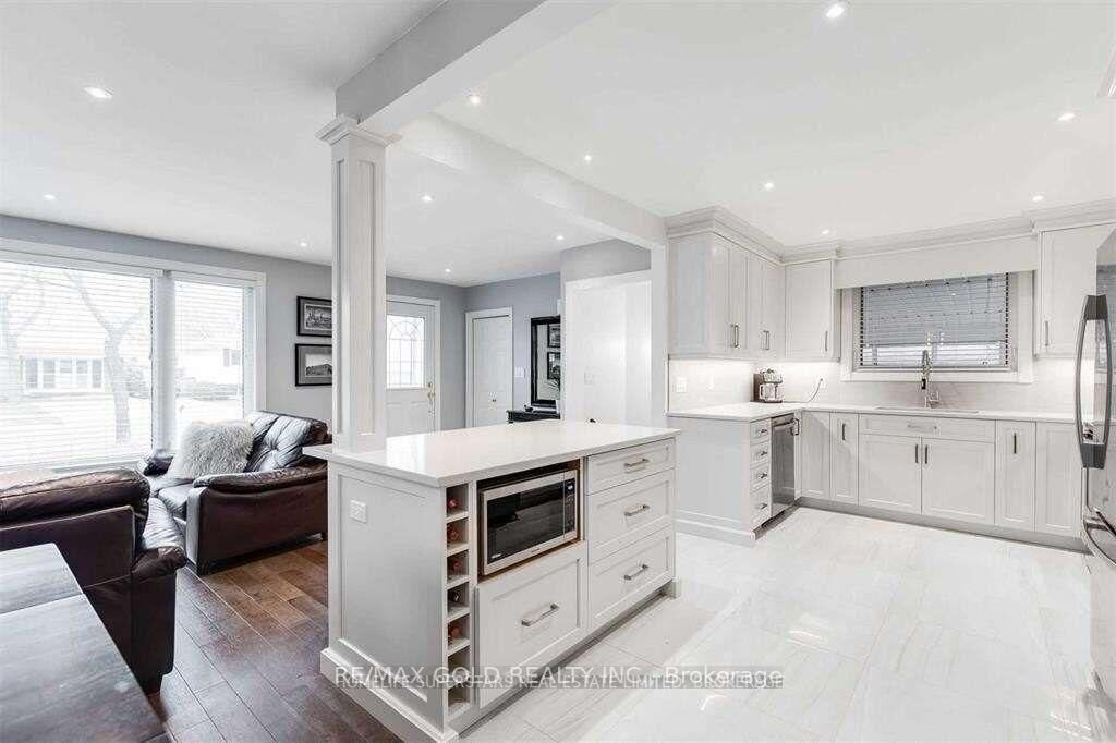 Property Photo: 3472 Rexway Drive ON L7N 2L6