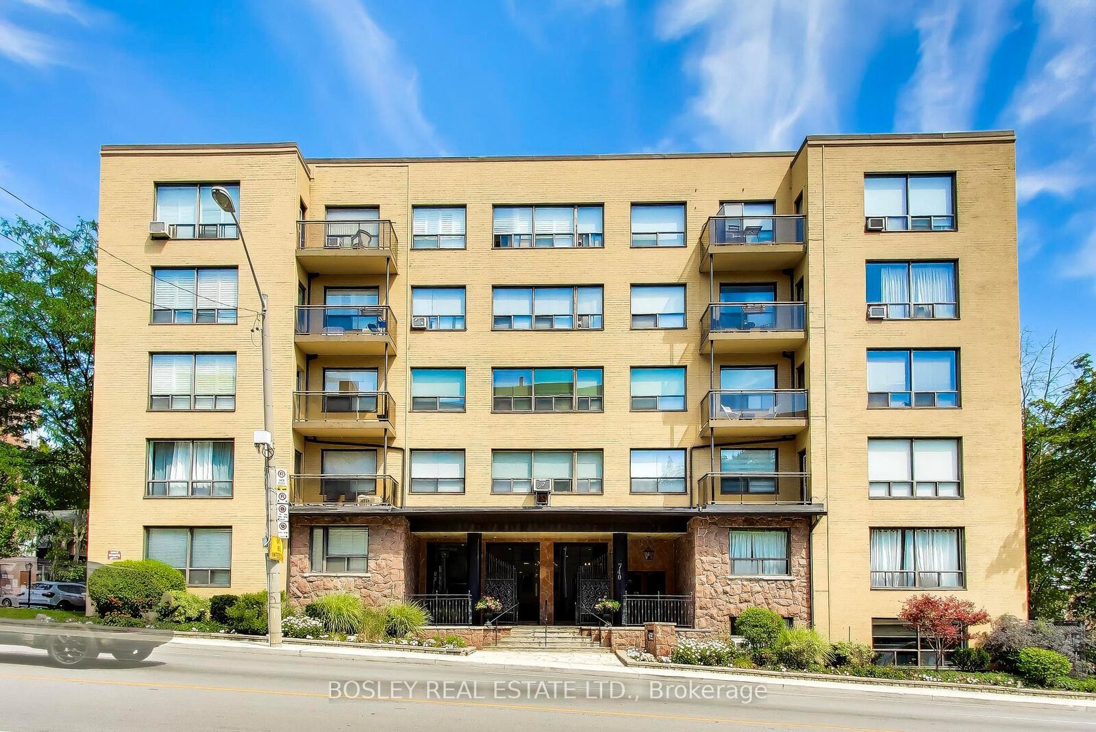Property Photo: 740 Eglinton Avenue W 306 ON M5N 1C4