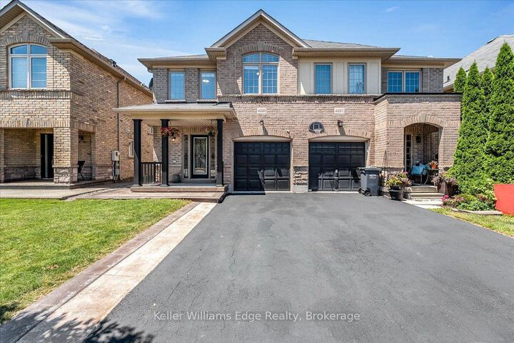 Property Photo: 4225 Thomas Alton Boulevard ON L7M 0N1
