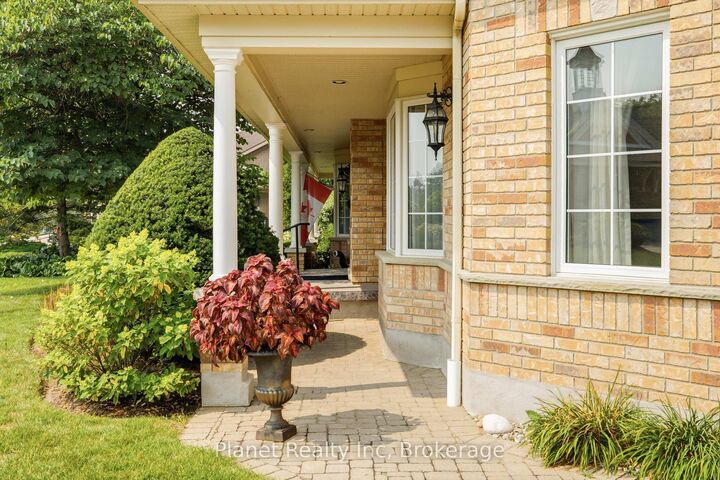 Property Photo: 59 Honeysuckle Drive ON N1G 4X7